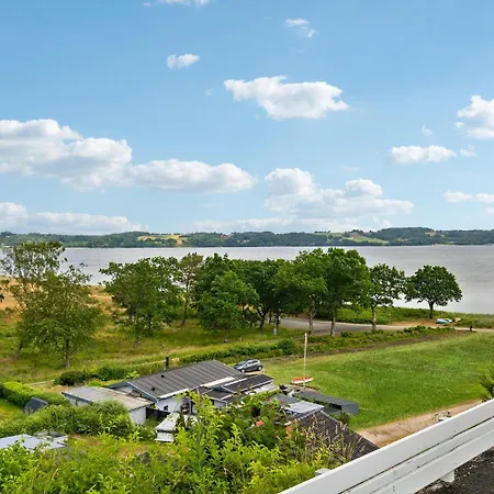 Сasa de vacaciones 3 Bedroom Awesome In