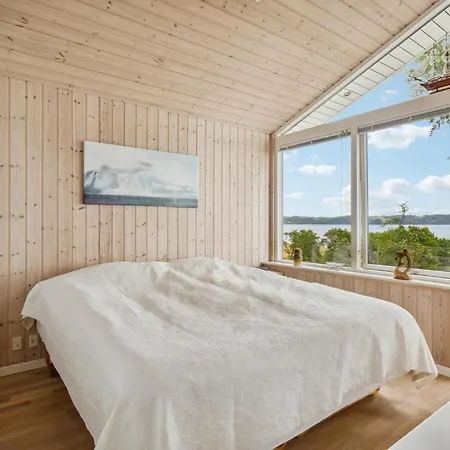 Awesome In With House Sea View Casa de Férias *