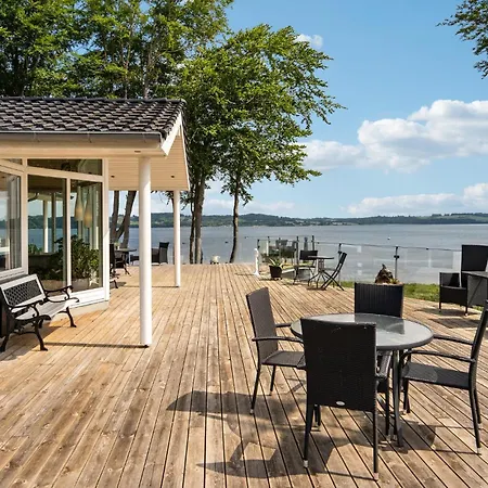 3 Bedroom Awesome In *
